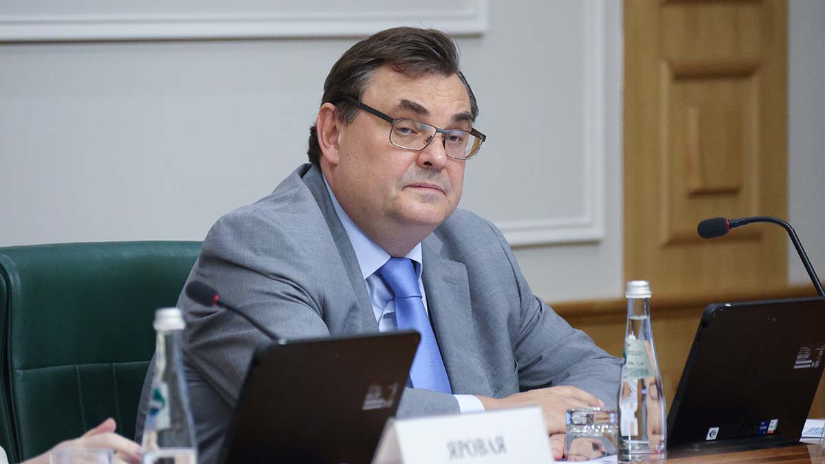 Глава Минюста предложил ввести новые ограничения для неплательщиков алиментов 1d8ac04d-078b-4d23-a18a-2cc8886e6099-67bde32c