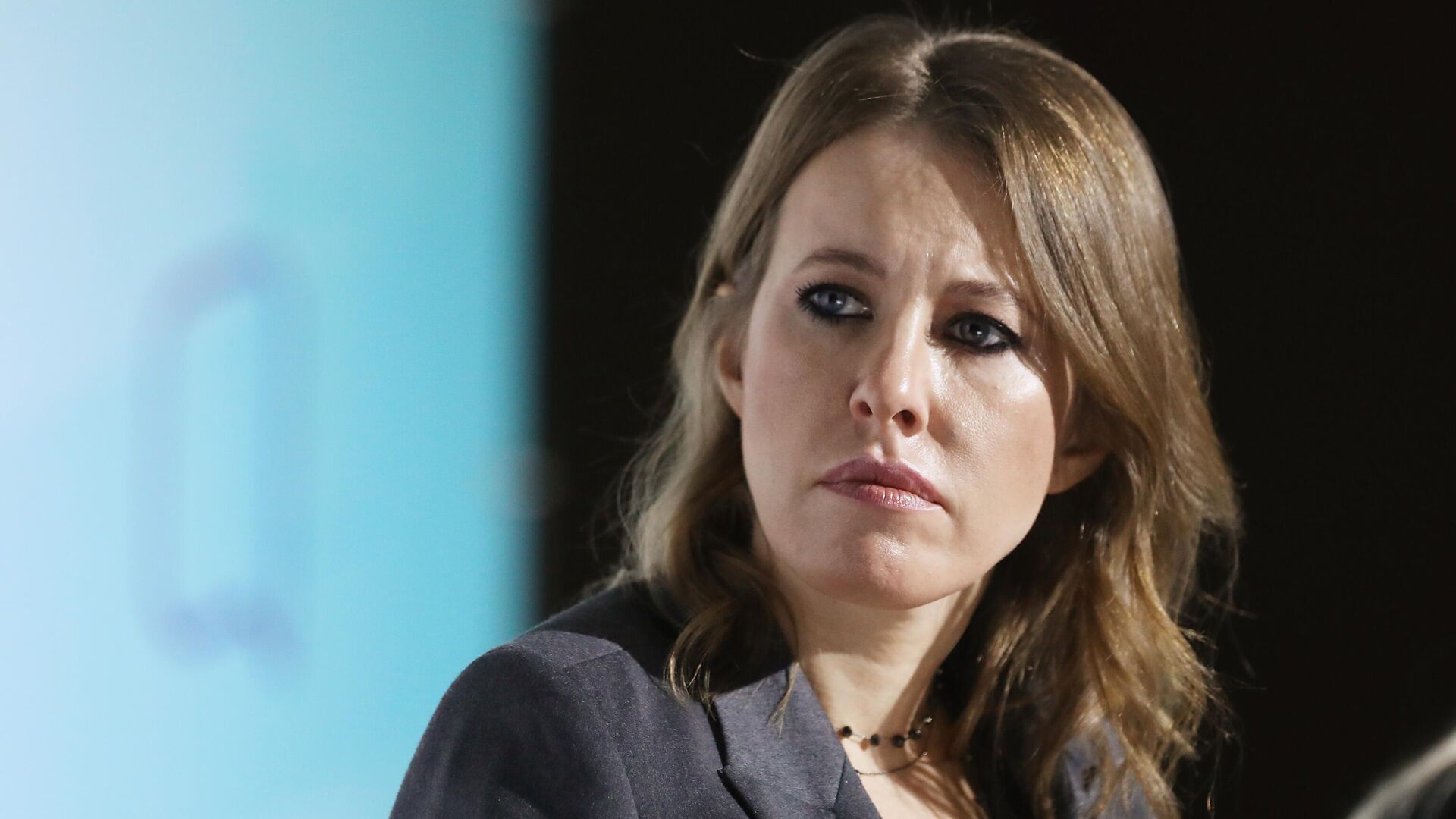 Собчак пришла на прямую линию президента России 3fa346b4-b926-4d4d-8918-71949508c86f-67b71d81