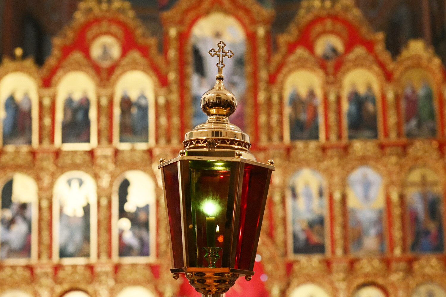 Новогодние традиции в православной церкви: единение веры и праздника 40fbba03-691c-4bf0-9765-cdb22f3ba92f-67c6a34f