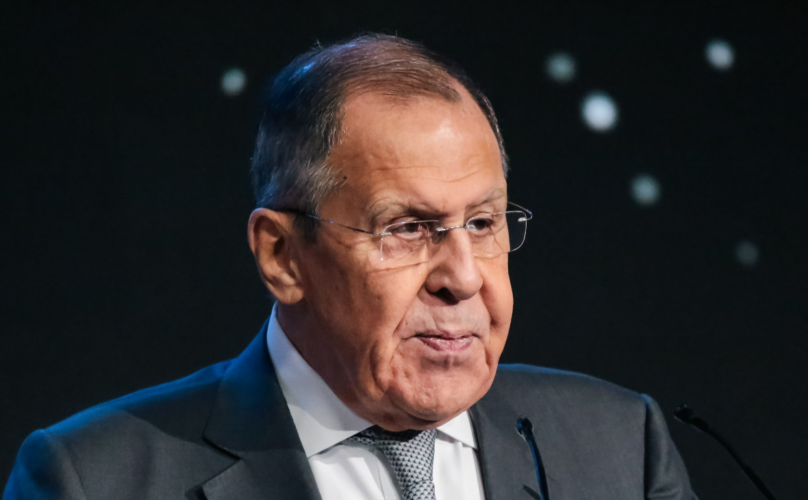 Скандал в мире шахмат: Карлсен отстранен от чемпионата из-за джинсов c3b2e3f5-32af-488a-9b98-38164972a650-67c46240