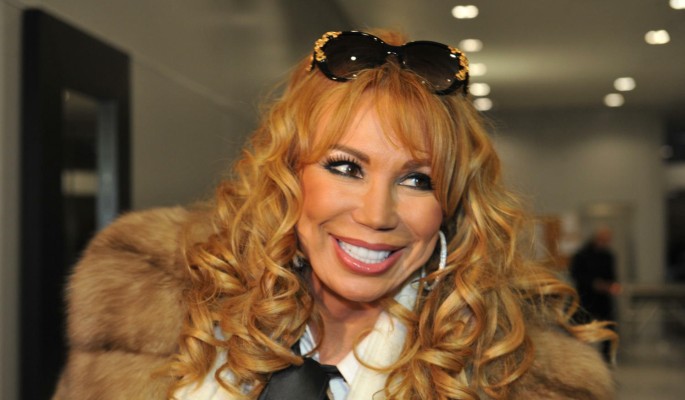 Роскошные образы к Новому году: певица Распутина выбирает эксклюзивные наряды от российского дизайнера c5615a7c-f1ab-4581-8c7a-81a4dc404afe-67c570ce