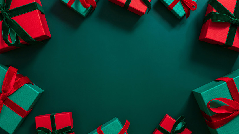 Дизайнер назвала самые удачные цвета для новогоднего образа ec91c881-c765-48f5-8390-3ee0f7787226-67c0c3f4