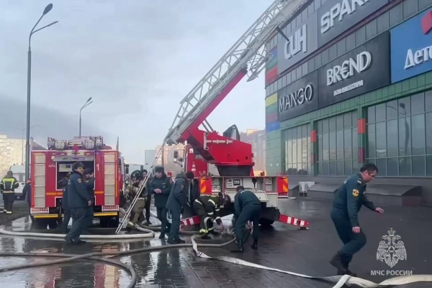 Оперативная помощь в восстановлении крупнейшего торгового центра Владикавказа f5ef870c-e591-44e6-8b08-70bc9215f2ec-67c05ff2