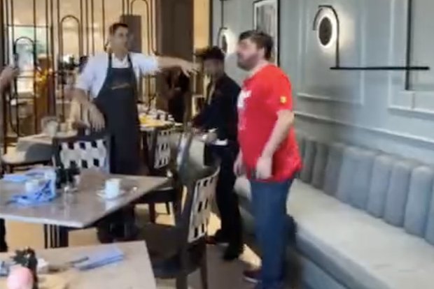 Политическая встреча в Абу-Даби обернулась конфликтом между грузинскими депутатами 017123fd-9127-48ac-9b69-ffb6e3f99e0b-67dc117e