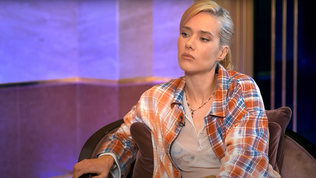 «112»: Неизвестные ограбили квартиру певицы Юлии Паршуты в центре Москвы