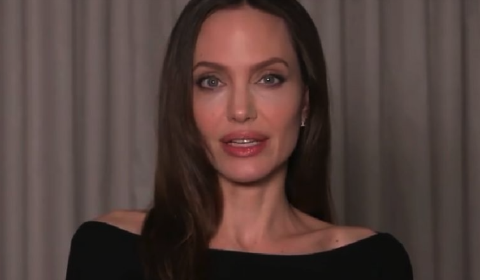 Неожиданные испытания в жизни сына знаменитой голливудской пары 234b9a1b-a432-4ac1-9274-a039a2ee0092-67eaf7f7