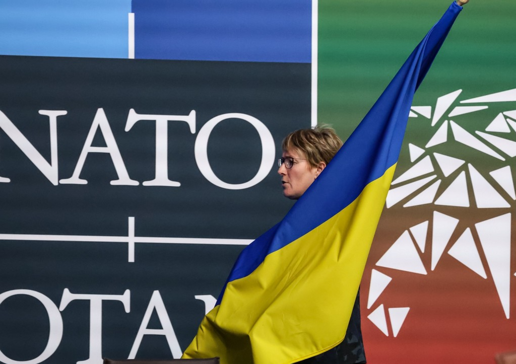 Украина готова пожертвовать территориями ради членства в НАТО: сенсационное заявление Киева 2d568bdd-4ead-4dd6-bedd-278241c2c464-67cfa781