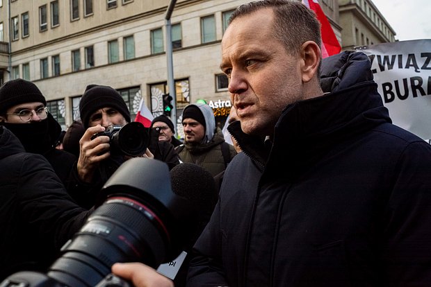 3e3ab926-2249-4eb9-96ea-79665790dfb2-67cc617b