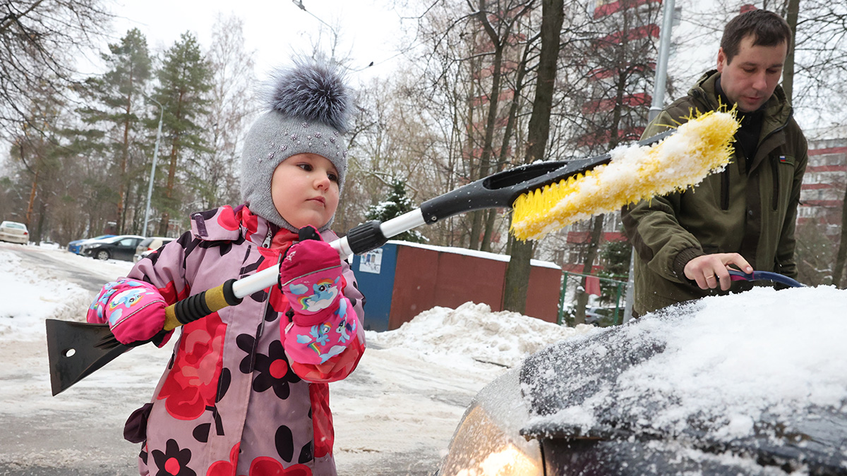 Погодные условия в Москве 14 января порадуют комфортной температурой Москва. ТиНАО. г.Московский. Ледяно