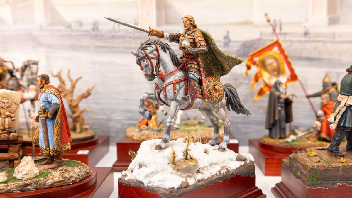 Грандиозная выставка военно-исторических миниатюр покорила сердца тысяч посетителей Музея Победы 6657ec3f-a8f2-43a4-a0ad-d383184e6373-67e575b8