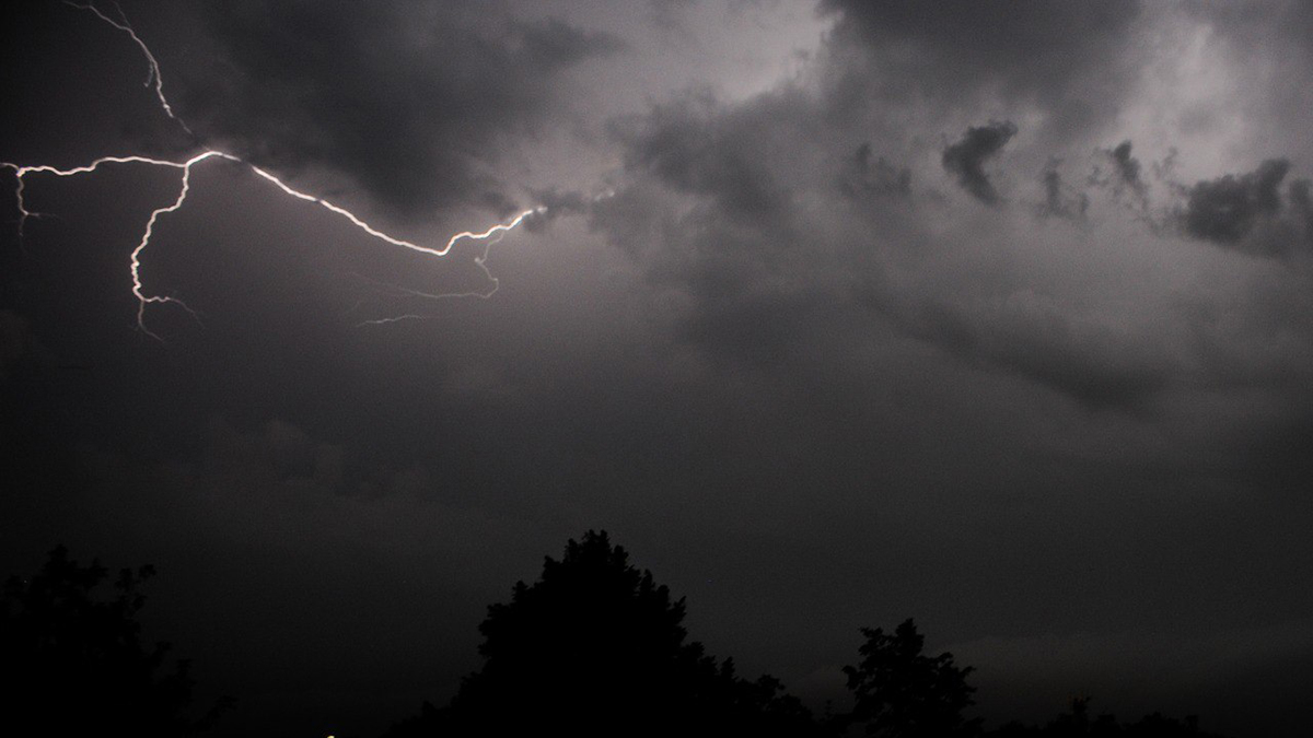 Молния озарила главные символы США в праздничную новогоднюю ночь 78f2d01d-e8dd-4bb0-b713-b182afa16a72-67c87dec