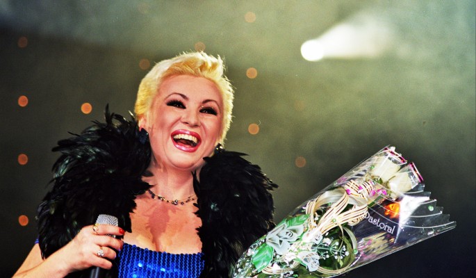 Новая спутница Юрия Фирсова примерила наряд Валентины Легкоступовой 8c4c297b-6cd8-43a8-ab22-52b969895b8f-67e92a8a