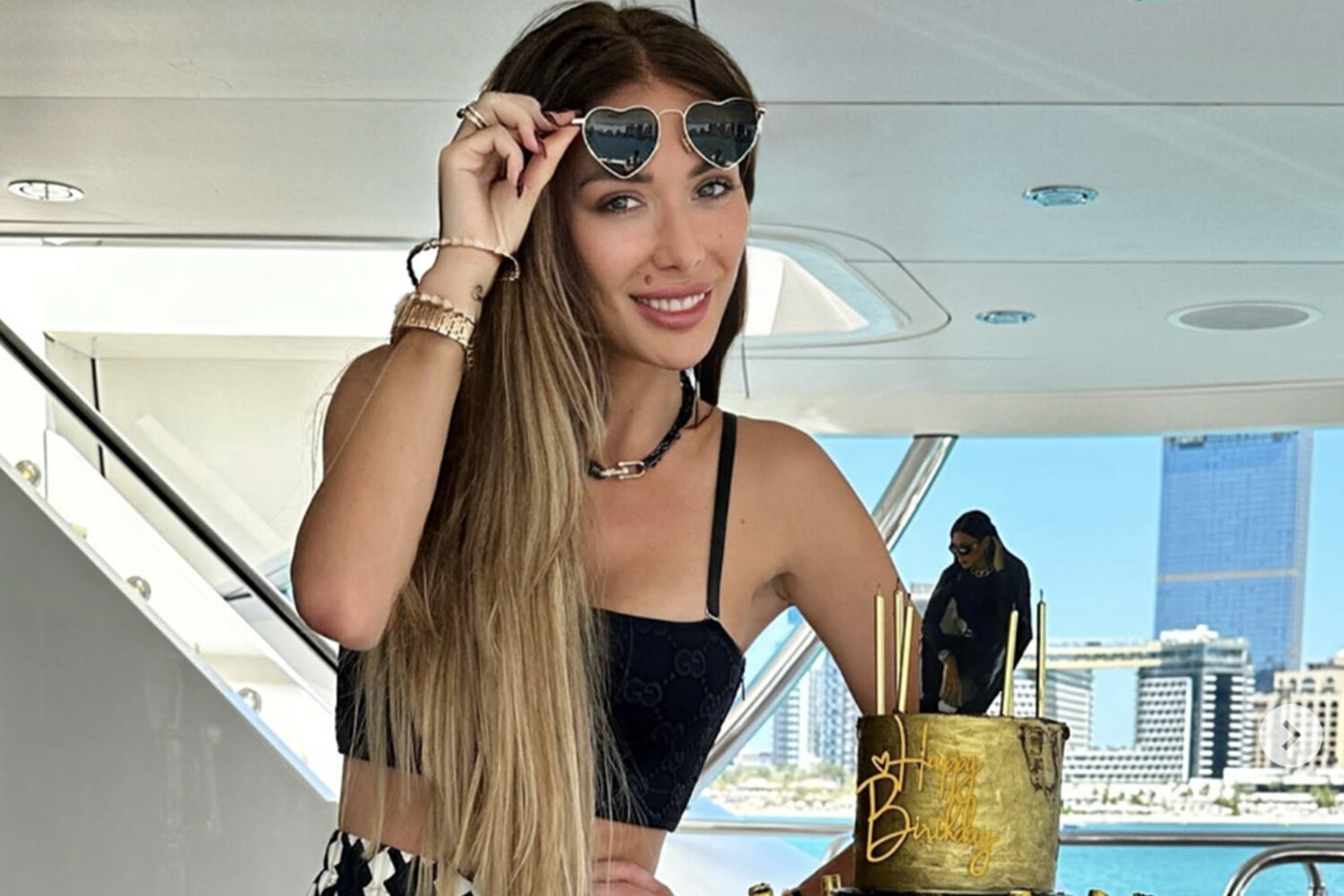 97a61e6b-46cf-41e5-a04d-c2447d44d6bb-67ee21cd