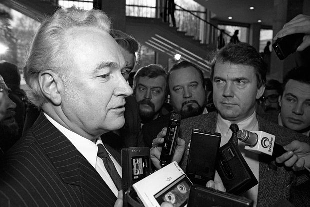 f3c2b19f-3d3e-464d-8710-1fe12b45e54b-67c7f4a7