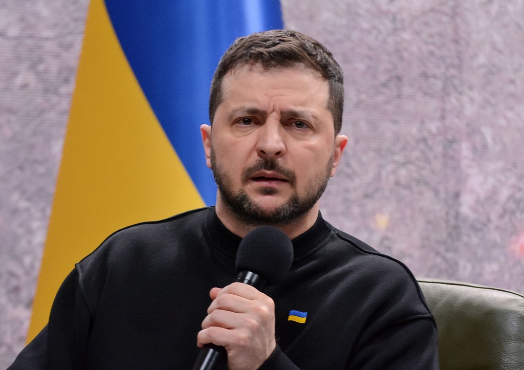 Шокирующая сделка Зеленского возмутила Госдуму 0e4ee661-3151-4dd4-937b-f36c300eaee5-67facde4
