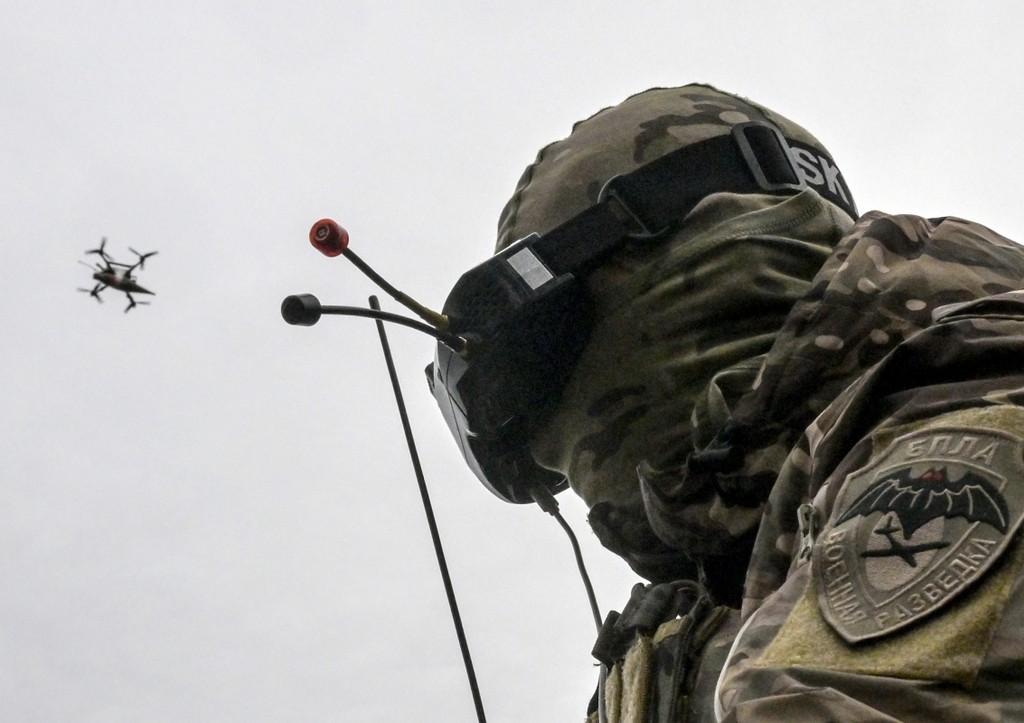 Смертельная ловушка для российских военных в высокотехнологичных очках 1f0137b1-52be-4aec-bb9f-3c006b061518-67fa77f2