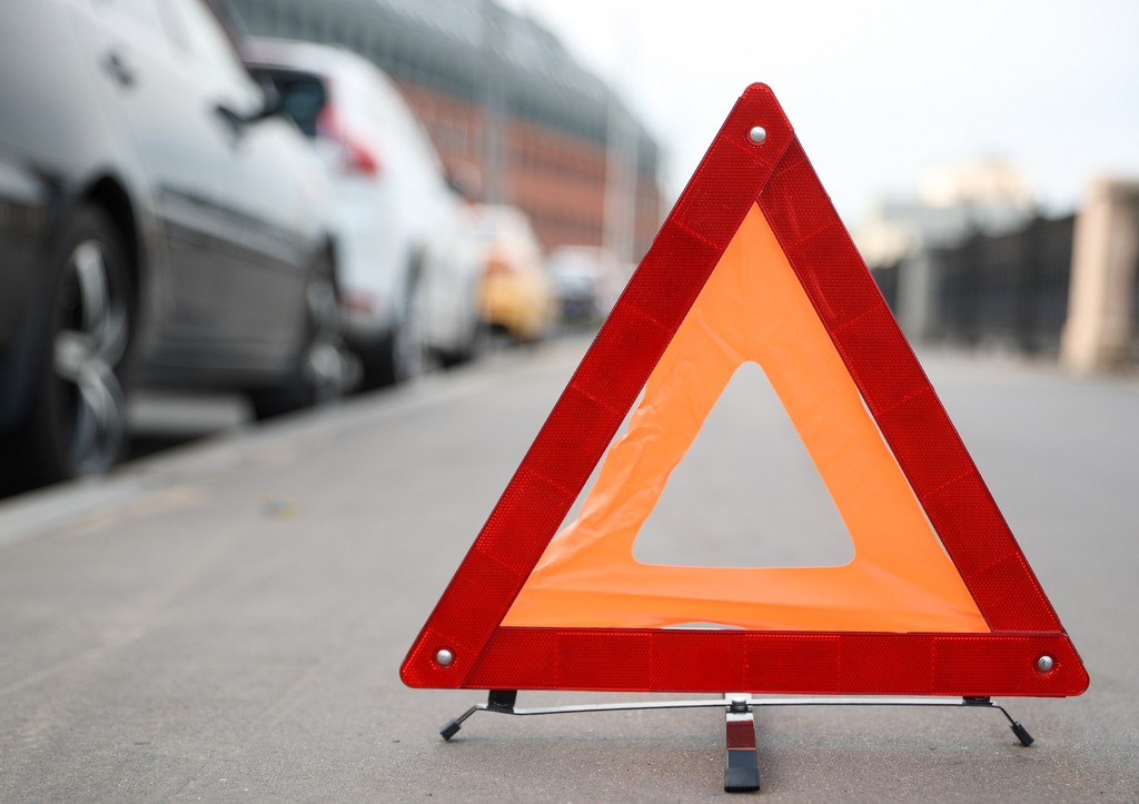 Дорожный инцидент с участием автомобиля Porsche в центре Москвы 217d040f-79b5-4db1-b96c-d74f637a8f34-67f91c27