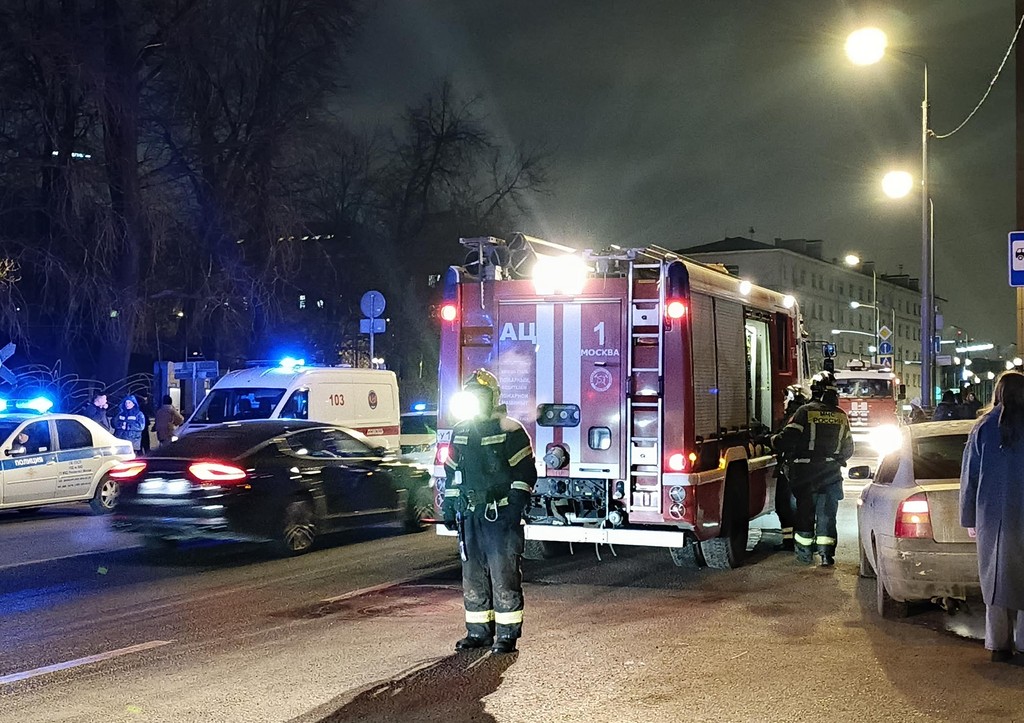 Успешная спасательная операция Росгвардии в столичном здании 3090d613-0b1b-40fb-b219-f939965f1c87-67faeca4