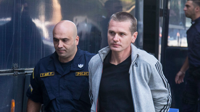 Александр Винник рассказал о деталях задержания в Греции 677d5858-5eb1-45c9-81cb-7d564922c244-6807fd49