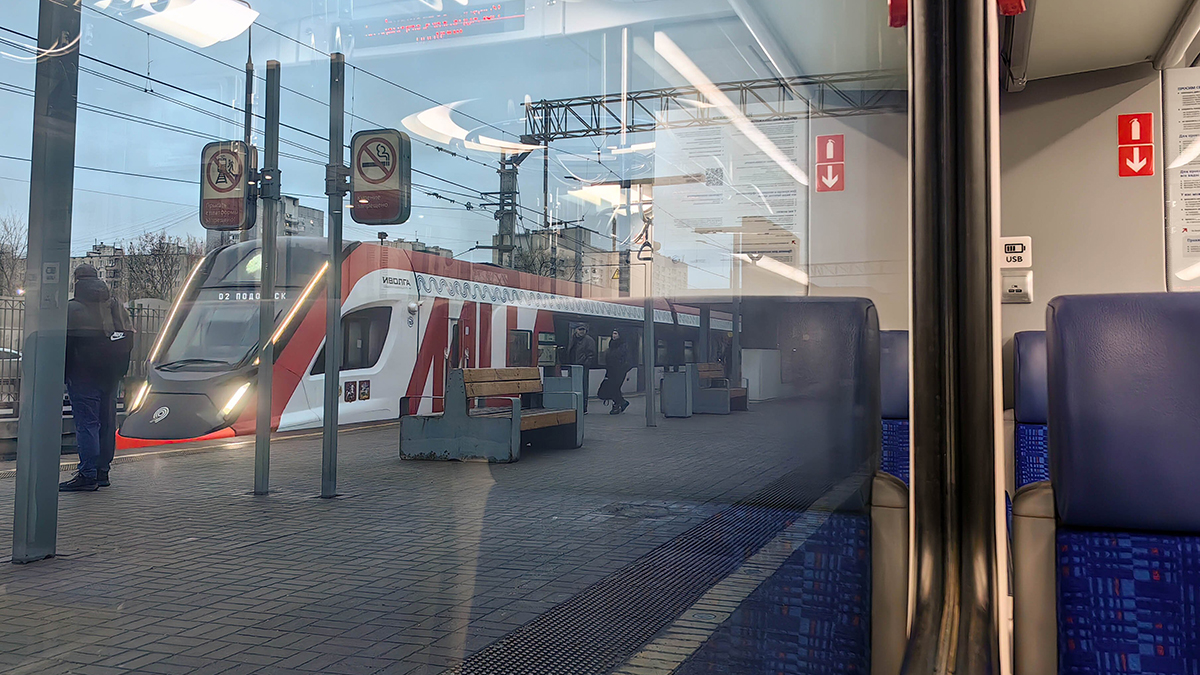 Работа МЦД-2 Московских центральных диаметров на Курском направлении МЖД в Москве