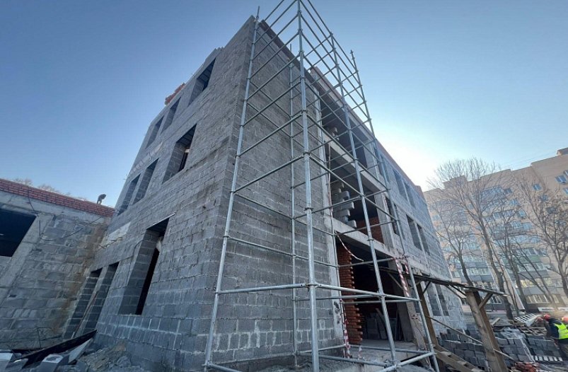 В Уссурийске успешно возводят современный реабилитационный центр 852d1676-2a3a-477d-9b31-78c344c21108-67f567aa