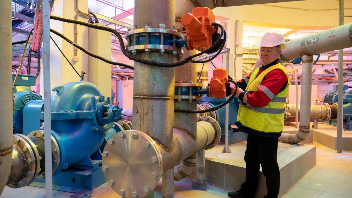 Весенняя подготовка фонтанов в Москве радует горожан 86b9794c-4f18-4fde-af71-338fff7112b7-67f64738