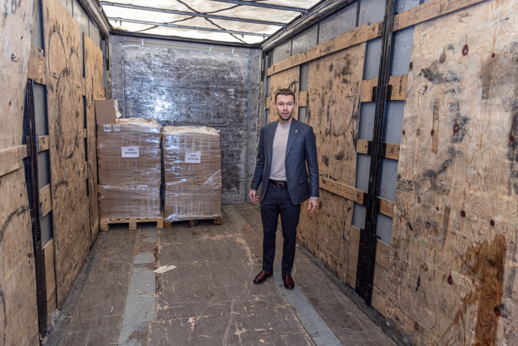 Алексей Вихарев объединил бизнес и добровольцев ради помощи людям