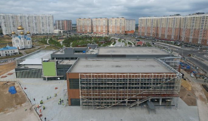 Строительство дворца спорта в Некрасовке завершится в начале 2023 года