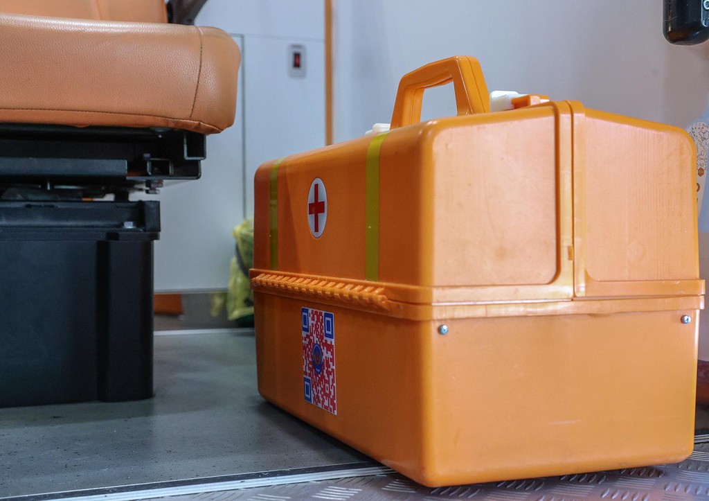 Медики спасли подростка после неудачной вечеринки в Петербурге e2b3414d-4626-44b3-9ad2-a480fa77d912-67fbc59c