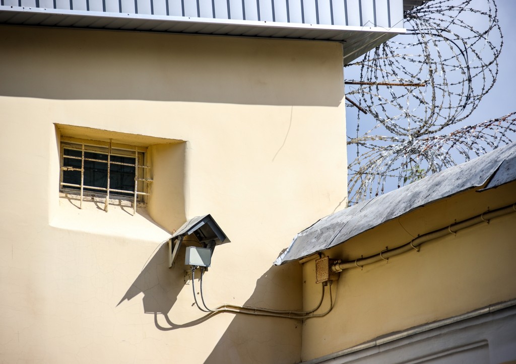 Заключенные заблокировали камеру и пытались устроить бунт в ИВС