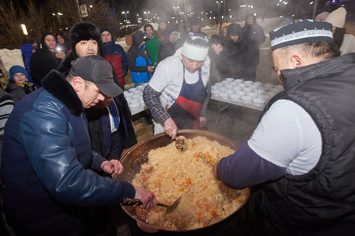 Визитная карточка Узбекистана подарила Владивостоку праздник вкуса fea31c47-1d08-47f9-b0a5-7ac352a14471-68028fbb