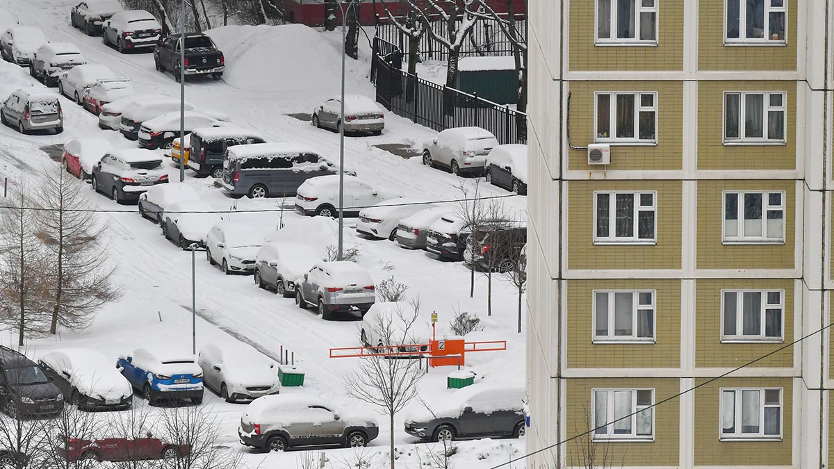 Последствия снегопада в Москве 8 марта