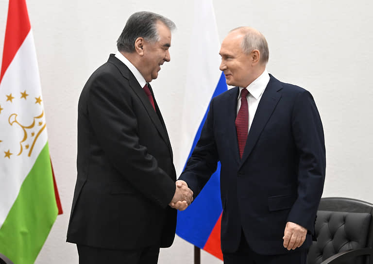 Путин и Рахмон провели телефонные переговоры putin i rahmon proveli telefonnye peregovory -dmvv-ru-174041310800-0