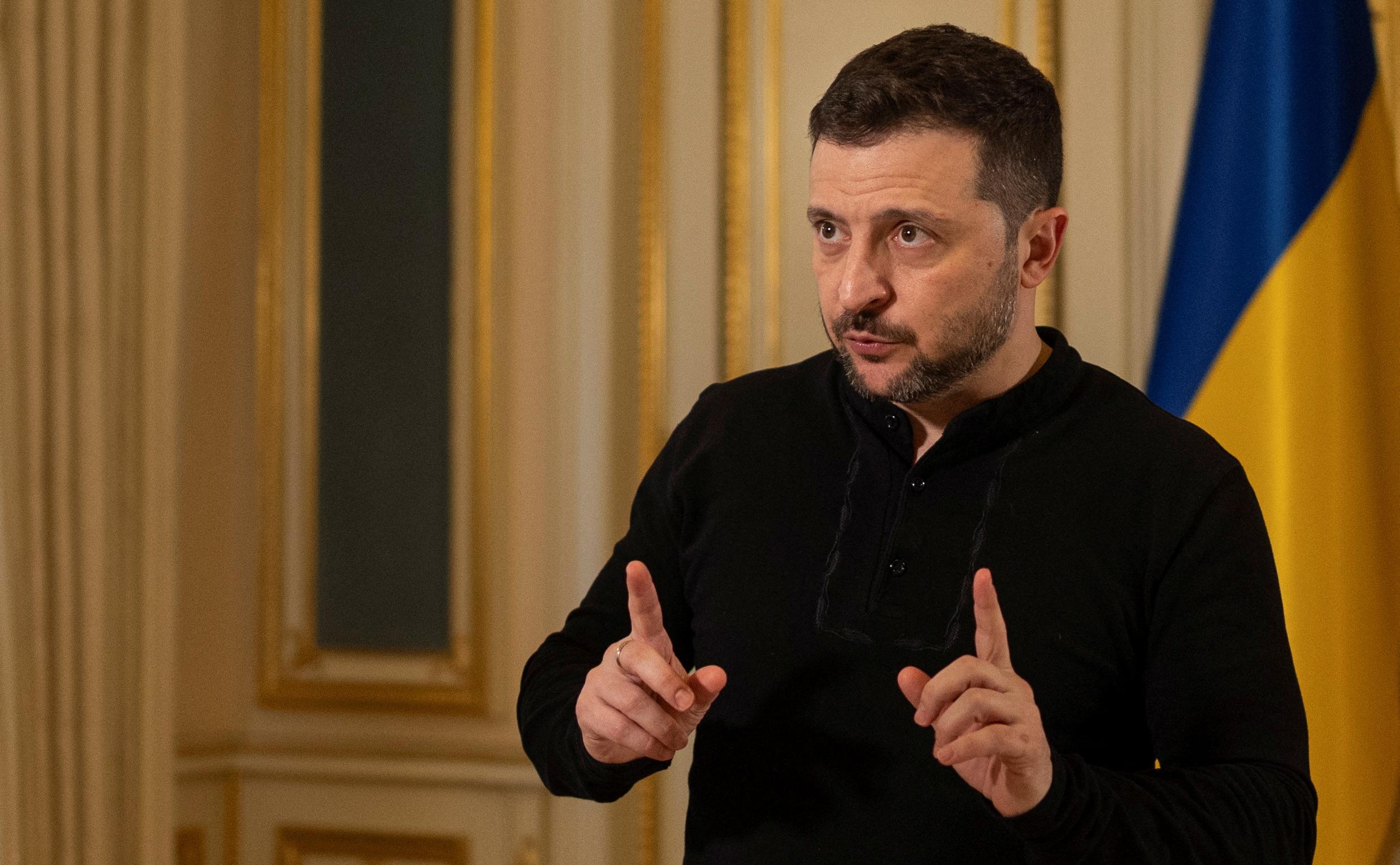 Украина бросила вызов США в переговорах о $500 млрд ukraina brosila vyzov ssha v peregovorah o 500 mlrd-dmvv-ru-174026314100-0