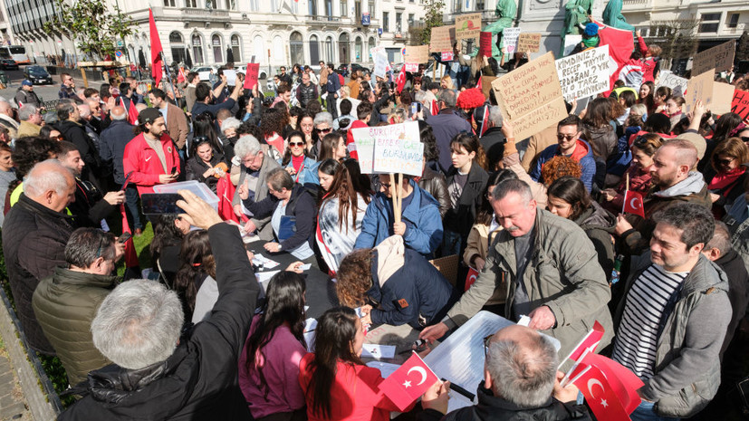 В Анкаре опровергли сообщения о проникновении протестующих в резиденцию Эрдогана