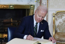 Дональд Трамп и Джо Байден в фокусе правовых дискуссий при участии Министерства юстиции США donald tramp i dzho bajden v fokuse pravovyh diskussij pri uchastii ministerstva yusticzii ssha-dmvv-ru-174220076700-0