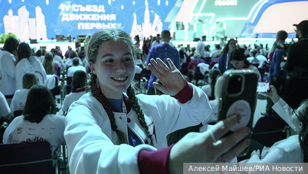 Профориентация молодежи названа одной из задач «Движения первых»