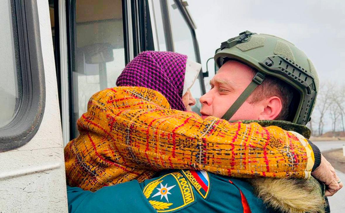 Эвакуация из Суджи нарастает evakuacziya iz sudzhi narastaet-dmvv-ru-174185658600-0