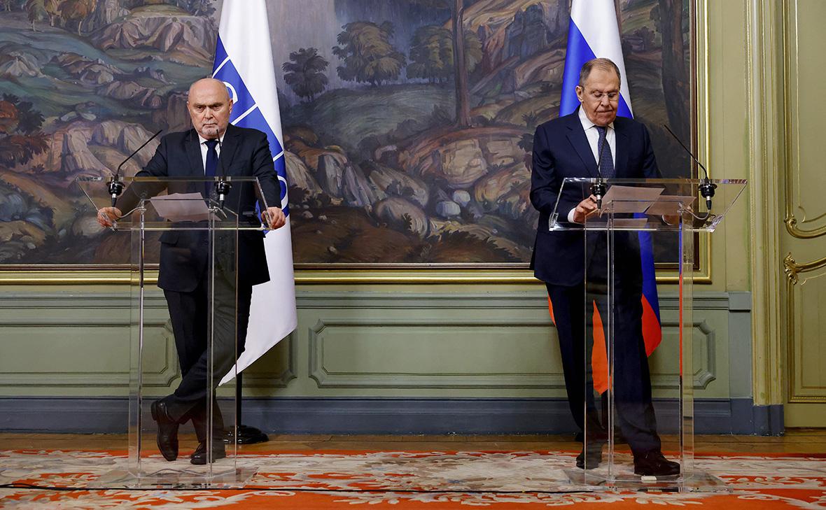 Лавров обвинил Киев в требовании гарантий ядерной атаки на Россию lavrov obvinil kiev v trebovanii garantij yadernoj ataki na rossiyu-dmvv-ru-174171780600-0