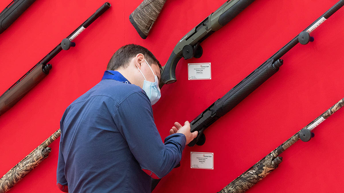 Подмосковный стрелок остановил вражеский дрон в разгар атаки Московская международная выставка оружия и товаров для охоты ORЁLEXPO 2020