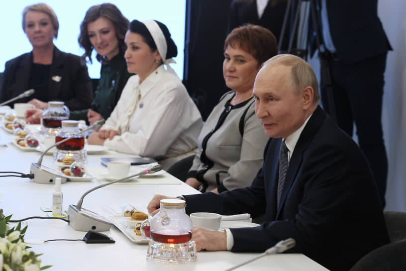 Президент Путин обратился к россиянкам накануне 8 Марта -0