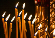 Протоиерей Феодор Бородин раскрыл смысл праведной жизни и смерти по учению РПЦ Божественная литургия в канун праздника Сретения Господня в храме Христа Спасителя