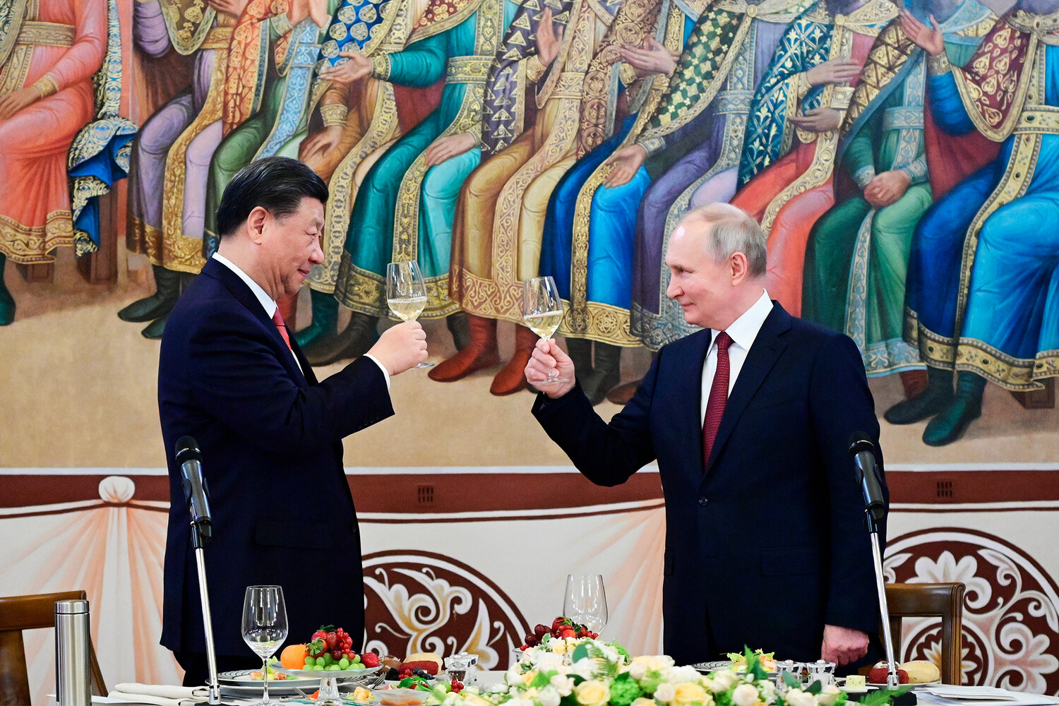 Секреты изысканного гостеприимства в Кремле sekrety izyskannogo gostepriimstva v kremle-dmvv-ru-174094336500-0