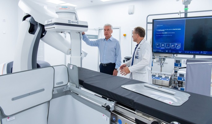 Собянин анонсировал возведение трех новых флагманских центров экстренной медпомощи sobyanin anonsiroval vozvedenie treh novyh flagmanskih czentrov ekstrennoj medpomoshhi-dmvv-ru-174084912300-0