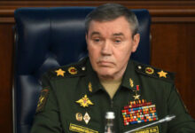 Валерий Герасимов проверил действия России на Красноармейском направлении в ДНР valerij gerasimov proveril dejstviya rossii na krasnoarmejskom napravlenii v dnr-dmvv-ru-174254694800-0