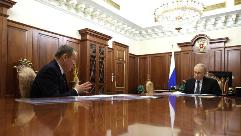 Путин спросил у Дрозденко, почему в Ленобласти так мало женятся и выходят замуж