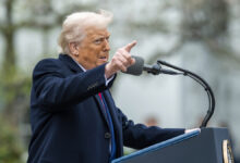 Дональд Трамп стал причиной конфликта на похоронах Папы Римского donald tramp stal prichinoj konflikta na pohoronah papy rimskogo-dmvv-ru-174567423800-0