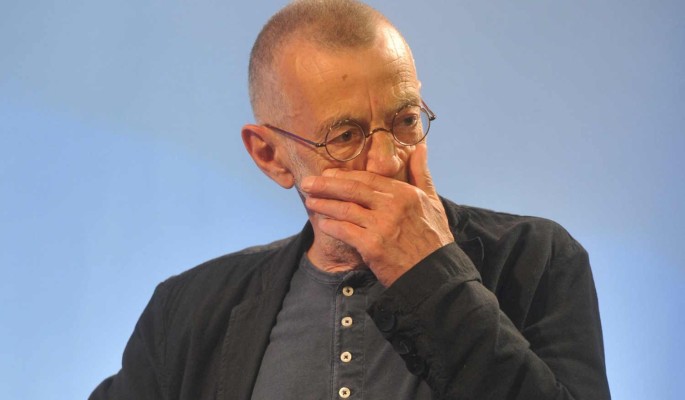 Поэт Рубинштейн серьезно пострадал в ДТП