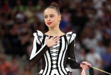 Онофрийчук сорвала общее фото на пьедестале с россиянкой Туголуковой в Баку onofrijchuk sorvala obshhee foto na pedestale s rossiyankoj tugolukovoj v baku-dmvv-ru-174515368600-0