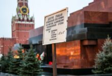 Сергей Обухов из КПРФ сообщает о состоянии Ленина в Мавзолее sergej obuhov iz kprf soobshhaet o sostoyanii lenina v mavzolee-dmvv-ru-174529888200-0